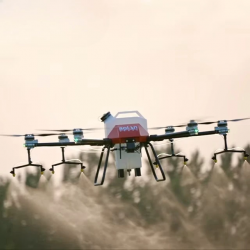 2025New Drone Remote Control Sprayer Corn Spraying Agriculture Drone Provided Carbon Fiber 70 Drones to Water Farms